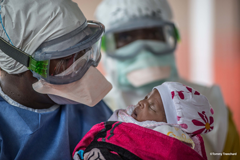 Nubia in de ebolakliniek van Artsen Zonder Grenzen in Conakry © Tommy Trenchard