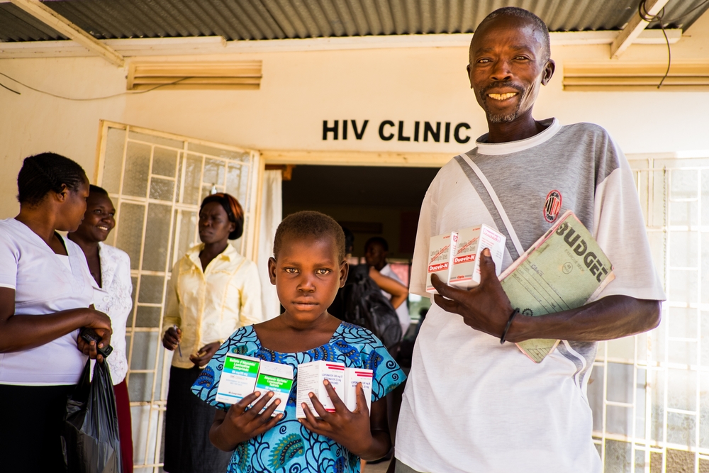 Des patients dans un centre HIV MSF à Arua en Ouganda © MSF / Isabel Corthier
