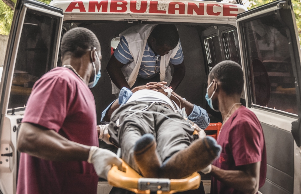 Hevig geweld in Haïti. Artsen Zonder Grenzen biedt hulp.