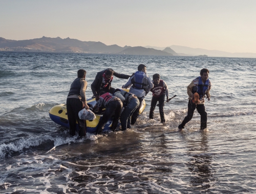 La Turquie, qui a déjà accueilli près de trois millions de réfugiés sur son territoire, a bien sûr besoin d’aide, mais celle-ci ne peut être réduite à un instrument de marchandage politique. © Alessandro Penso. Grèce, 2015.